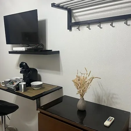 Proche Tour Eiffel París